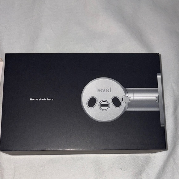 Bolt Invisible Smart Lock - Silver - Picture 2 of 8